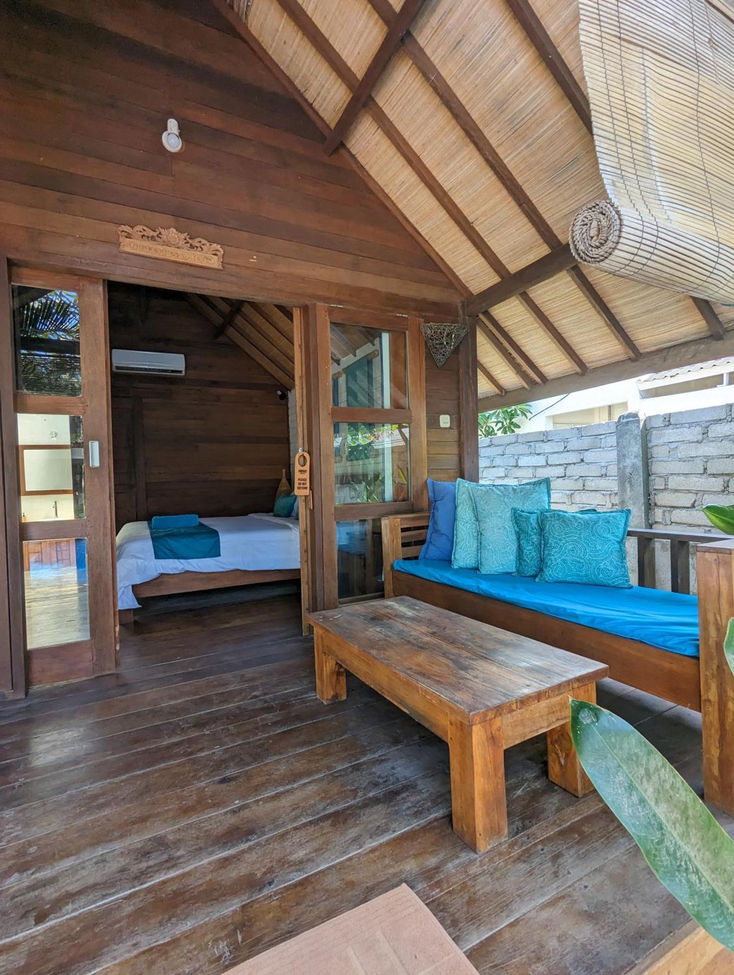 Indigo Bungalows Gili Trawangan Exterior photo